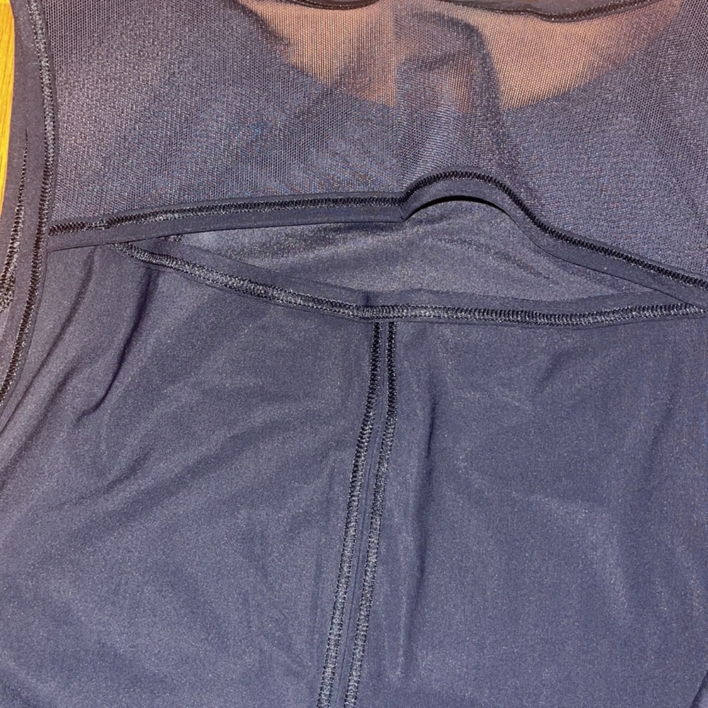 Lululemon sculpt tank - Picture 4 of 5